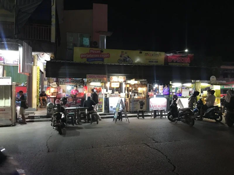 Pusat Jajanan Bunderan Cibeber