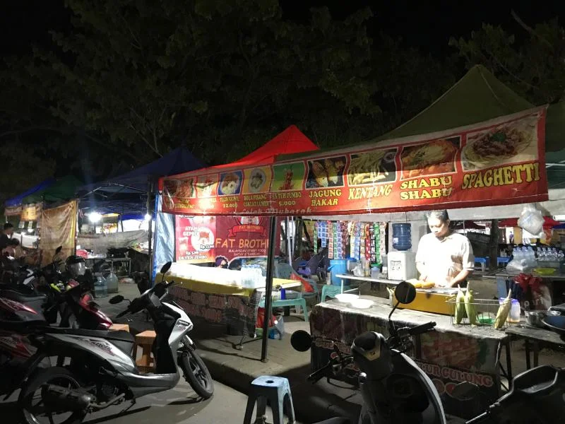Pusat Jajanan Bunderan Cibeber